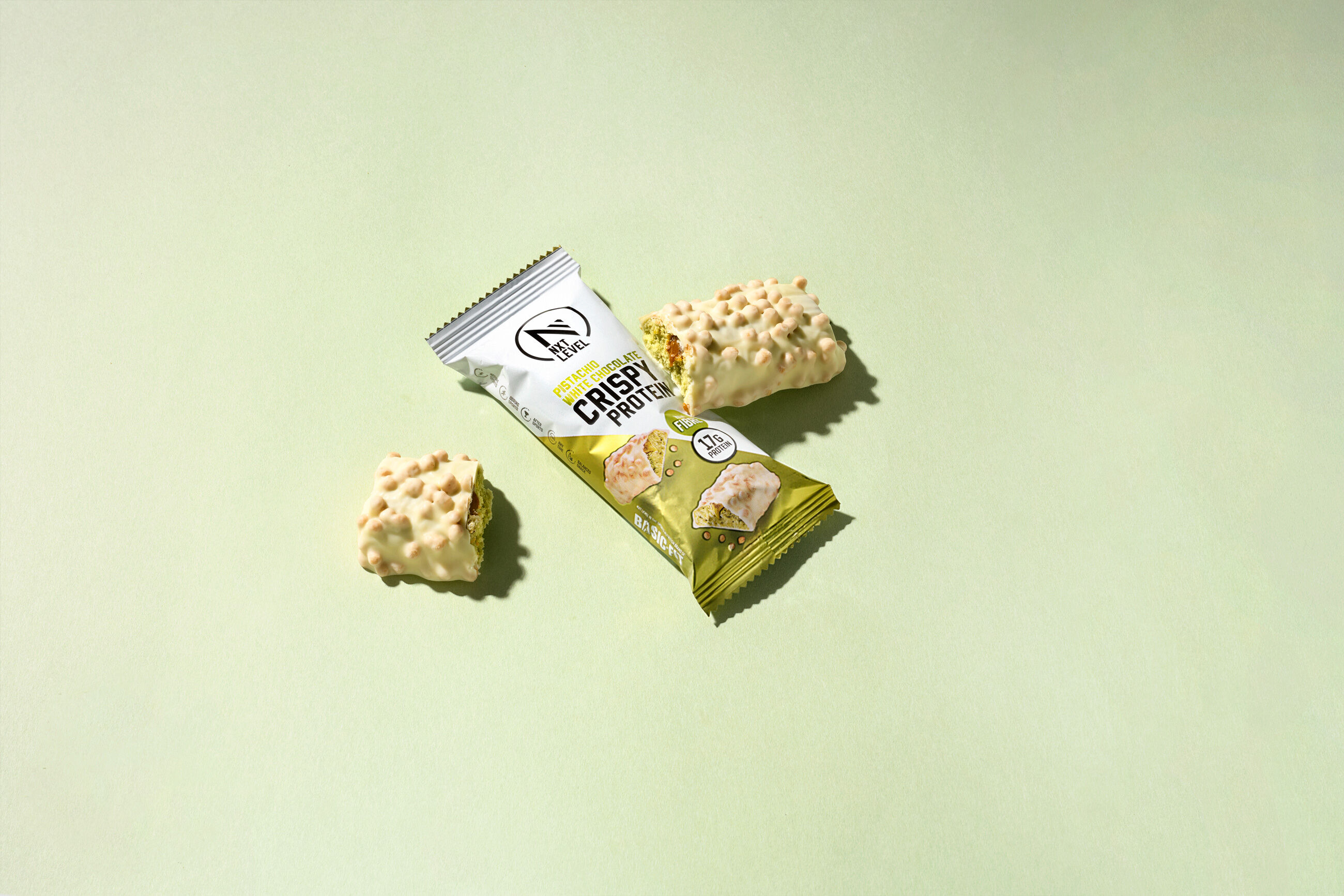 Crispy Protein - Pistachio White Chocolate - 15 bars image number 3