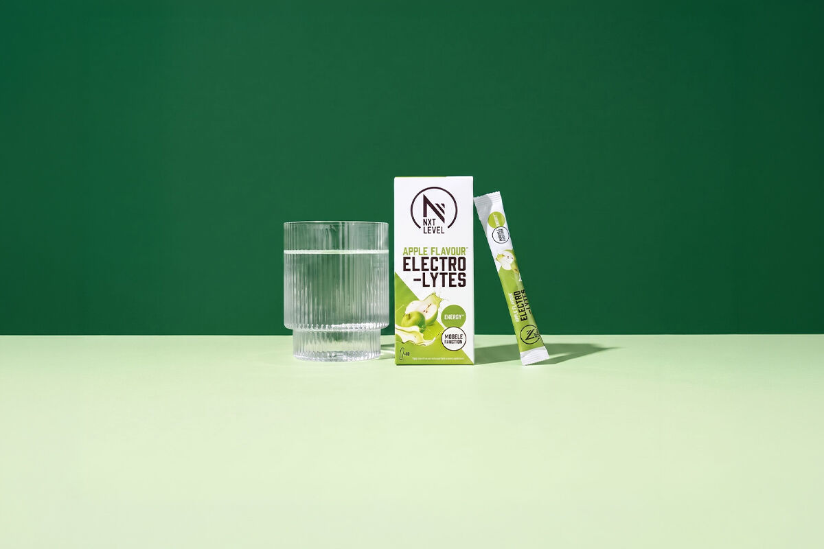Electrolytes - Apple - 10 x 5g Sticks image number 1